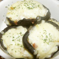 Satoco❋'s cooksnap of when they made シイタケと玉ねぎの＊マヨチーズ焼き.