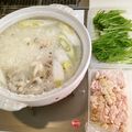 komutatata's cooksnap of when they made 鯖缶で☆ダシ要らず海鮮みぞれ鍋☆雪見鍋.