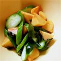 mayukocchi's cooksnap of when they made 食べてびっくり！柿の入った酢の物.