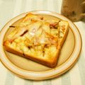 バカリャウ's cooksnap of when they made きんぴらベーコンチーズトースト☆.