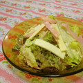 赤い電話's cooksnap of when they made お弁当にも♡レタスとハムの和風サラダ.