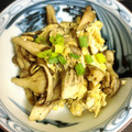 ☆momo☆jj☆'s cooksnap of when they made 手早く1品☆舞茸とふんわり玉子の炒め物.