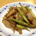 maarine's cooksnap of when they made 味ぽんでアスパラとさつま揚げのポン酢炒め.