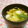 赤い電話's cooksnap of when they made かぶと油揚げの味噌汁.