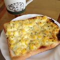 Naragon's cooksnap of when they made コーンマヨたまトースト.