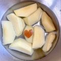 悠LOVE航's cooksnap of when they made りんごの皮で♡ちょこっとハート.
