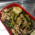太郎と花子と私's cooksnap of when they made ☆鶏肉と蓮根のピリ辛香ばし炒め☆.