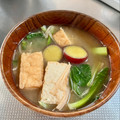 azbjbn's cooksnap of when they made 旨い！さつま芋と小松菜と厚揚げの味噌汁☆.