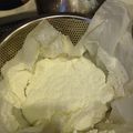 mifinosuke's cooksnap of when they made 自家製リコッタチーズ.