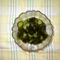 ♪hinahina♪'s cooksnap of when they made 釜揚げしらすのわかめときゅうりの酢の物♪.