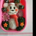 yu ima ma's cooksnap of when they made クリスマス ミッキー キャラ弁.