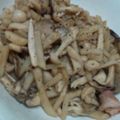 ☆みぃMama's cooksnap of when they made ポテトとキノコのバター醤油炒め.