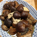 YUKIKI☆'s cooksnap of when they made 厚揚げとしいたけ（椎茸）の♡黒ゴマ♡煮物.