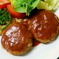 ✤milktea✤'s cooksnap of when they made お肉100ｇで四人前☆ふんわりハンバーグ.