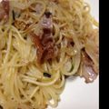 happycolor's cooksnap of when they made 簡単 豚バラとキノコのパスタ.