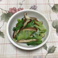 レオミウ's cooksnap of when they made パッと完成！レタスと椎茸の炒め物♡.