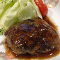 まみお✳'s cooksnap of when they made お弁当にも♪お手軽★照り焼きハンバーグ.