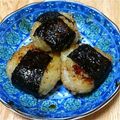 Nana⑦'s cooksnap of when they made 残りご飯で★もちもちおやき風焼おにぎり.