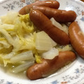 DuffysCafe's cooksnap of when they made 白菜とソーセージの白だし煮.