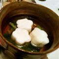 スヌーピー♥'s cooksnap of when they made 三つ葉とはんぺんのお吸い物☆ごま油風味.