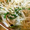 ずきゅん's cooksnap of when they made ごまたっぷり＊もやしとニラのナムル.