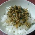 未来への扉's cooksnap of when they made カルシウムたっぷりにんじんの葉ふりかけ.
