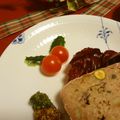 ローズレース's cooksnap of when they made クリスマス・キャラ弁に♪ひいらぎきゅうり.
