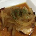ぽむぽむ★'s cooksnap of when they made メカジキ☆ガリバタ醤油の玉ねぎソース.