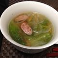 ぴぃー子's cooksnap of when they made 朝ごはんに。レタスのスープ.