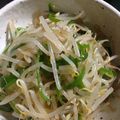 わすれぽ's cooksnap of when they made 即席！レンジで簡単★ピリ辛もやしナムル.