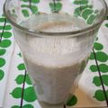 あごじん's cooksnap of when they made きな粉入り＊黒ごまバナナスムージー.