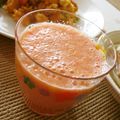時花菜's cooksnap of when they made 野菜不足の日ににんじんジュース.