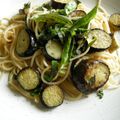 uri2215's cooksnap of when they made 秋なすと摘みたてバジルの和風パスタ.
