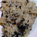 ナーちゃん's cooksnap of when they made ひじきと梅の炊き込みご飯.