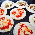 みどりの首輪's cooksnap of when they made 余った餃子の皮で♪ミニミニクリスピーピザ.