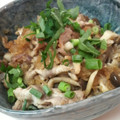 CoffeeCoco's cooksnap of when they made たっぷりきのこと豚肉のポン酢おろし和え.
