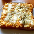 miyuyu28's cooksnap of when they made 鮭フレーク入りたまごトースト.