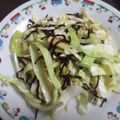 unyory's cooksnap of when they made 即旨♪キャベツの塩昆布和え.