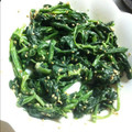 murasakixx's cooksnap of when they made 超簡単‼︎ごまマヨほうれん草.
