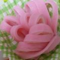 おがよこ's cooksnap of when they made おせち お弁当に 蒲鉾飾り切り(花).