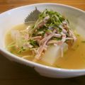 hitkat's cooksnap of when they made 大根と豆苗とベーコンのコンソメ煮.