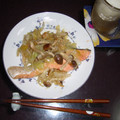 yuzuhikonoie's cooksnap of when they made 超！簡単！鮭のお手軽酒蒸し.