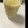 yuyu☆★'s cooksnap of when they made キウイ①キウイのハニースムージー.