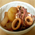 さちことこさち's cooksnap of when they made ◆イカと大根の煮物◆こってり甘め♪.