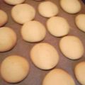 お茶をどうぞ's cooksnap of when they made たまごとミルクのまんまるボーロ♥.