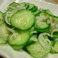 たもたん's cooksnap of when they made 簡単!!きゅうりとしらすの和え物.