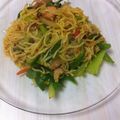 あい葉's cooksnap of when they made ちょう簡単、タイカレーヤキソバ.