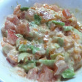 ☆こまっと☆'s cooksnap of when they made 簡単★サーモンとアボカドのタルタル風.