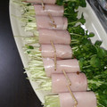 そらおのえくぼ's cooksnap of when they made かいわれ大根とハムのくるッとサラダ.