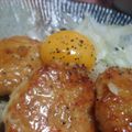 potmilk's cooksnap of when they made ☆とろ～り卵黄のせ♪つくね☆.
